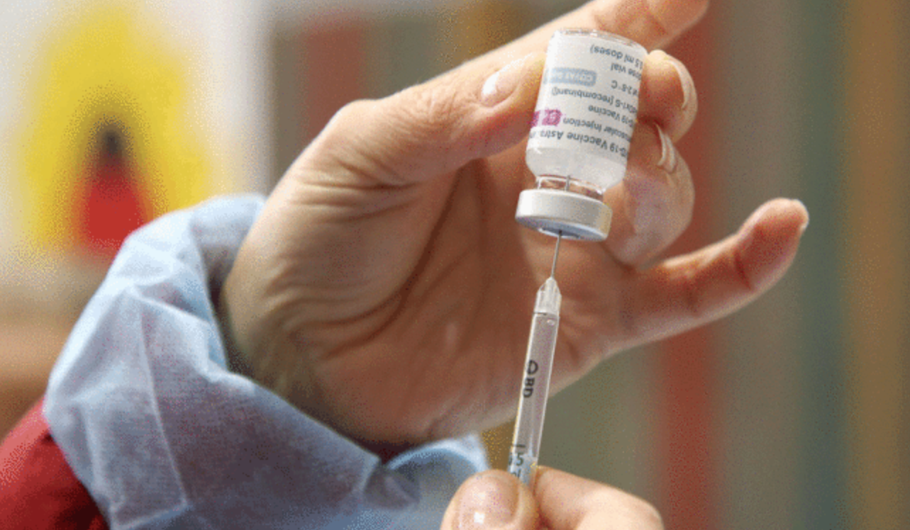 Vaksina HPV parandalon kancerin e qafës së mitrës dhe zgjerohet grupmosha e vaksinimit në Kosovë