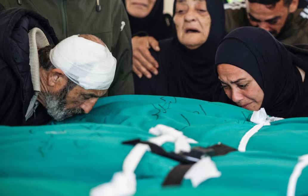 Sulmi izraelit në Libanin jugor vret një vajzë gjatë funeralit të babait