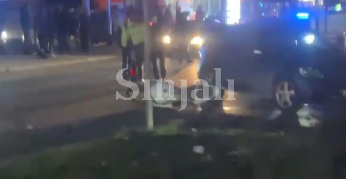 Aksident mes veture dhe motoçiklete në Shkabaj, policia në vendngjarje