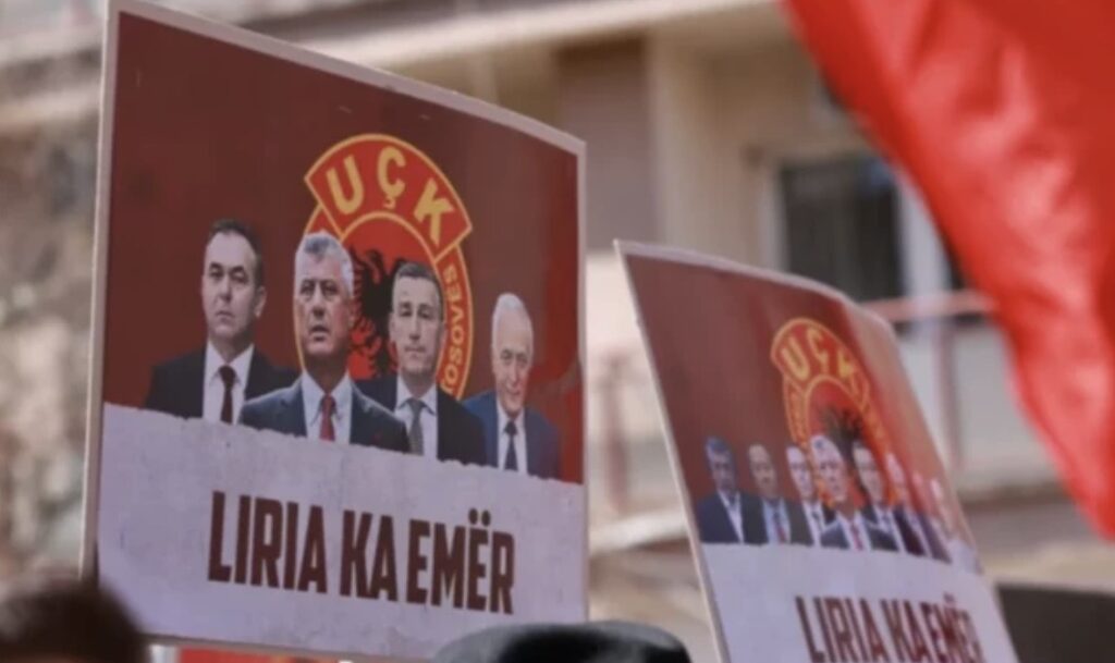 Mblidhen 100 mijë nënshkrime për krerët e UÇK-së, dorëzimi në Hagë në maj