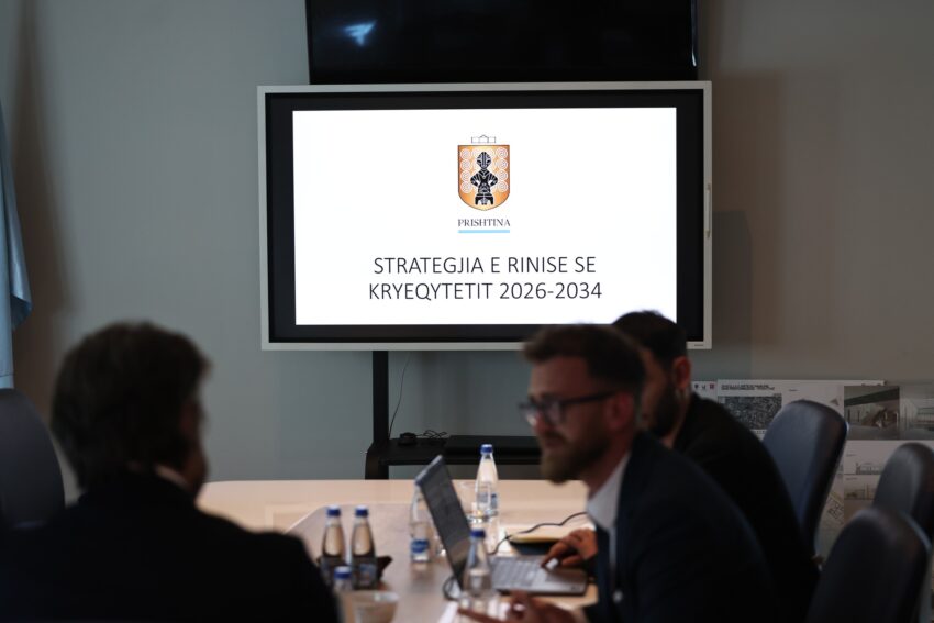 Prishtina miraton Strategjinë e Rinisë 2026–2034 dhe paralajmëron riaktivizimin e Këshillit Lokal Rinor