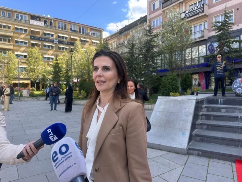 Homazhe për dëshmorët e Prishtinës dhe reflektim mbi sakrificën për pavarësinë