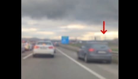 Gjobat e rënda për shoferët që përdorin shiritin emergjent në Kosovë