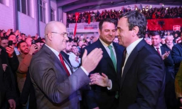 Haxhi Avdyli kundër sulmeve ndaj familjes së tij: “Ma keni prekë bacën Dan”