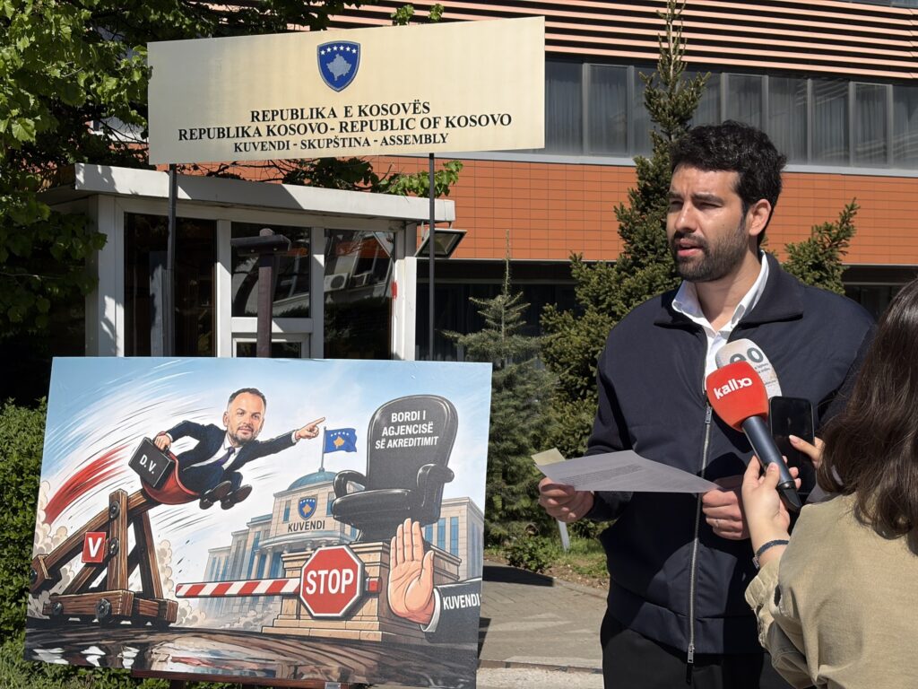 Protesta e ORCA-s kundër ndërhyrjeve në pavarësinë e Agjencisë së Kosovës për Akreditim