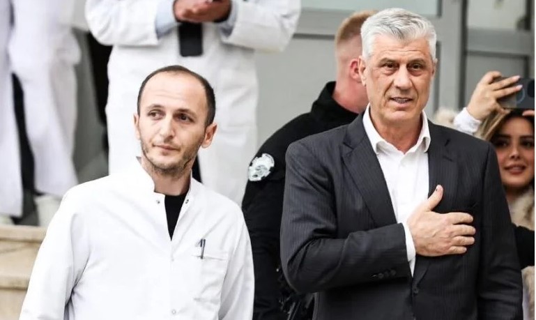 Një takim i veçantë në QKUK mes Berishës dhe Thaçit