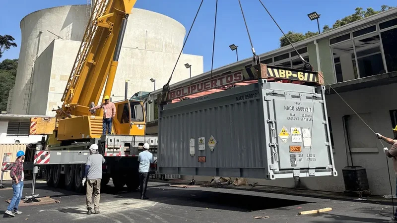 SHBA largon uraniumin e pasuruar nga Venezuela, një hap i rëndësishëm global
