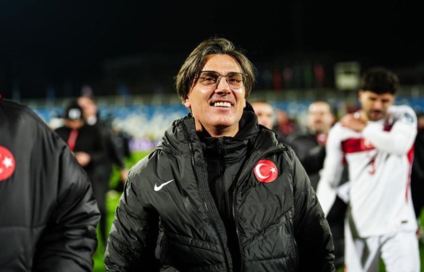 Turqia historike, Montella çon skuadrën në Botëror pas 24 vjetësh