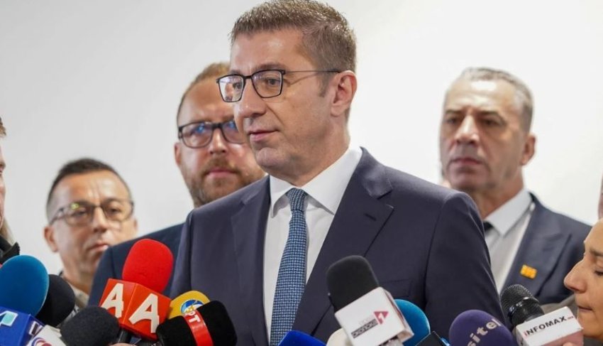 Mickoski kundër ndryshimeve kushtetuese pa garanci për identitetin maqedonas