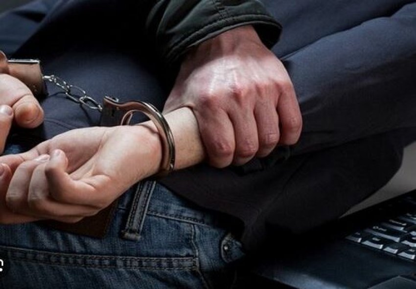 Arrestohet në Prishtinë pas sulmit dhe dëmtimit të veturës