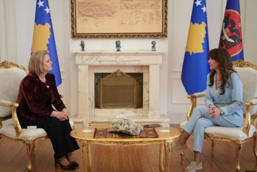 Haxhiu garanton mbështetje për të mbijetuarit e dhunës seksuale gjatë luftës