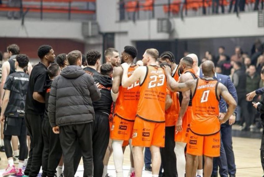 Bashkimi mbyll stinorin e rregullt me fitore të thellë ndaj Borës