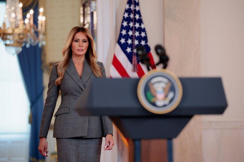 Melania Trump mohon lidhjet me Jeffrey Epstein dhe kërkon seanca kongresuale për viktimat