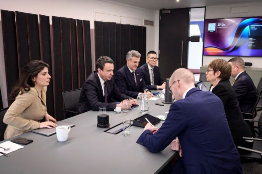 Kurti kërkon mbështetje nga BERZh për projekte energjetike dhe infrastrukturore në Kosovë