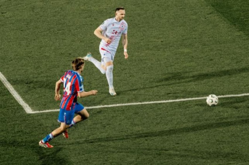 Rezultatet e para të play-offit në Conference League: Fitore polake dhe barazime të rëndësishme