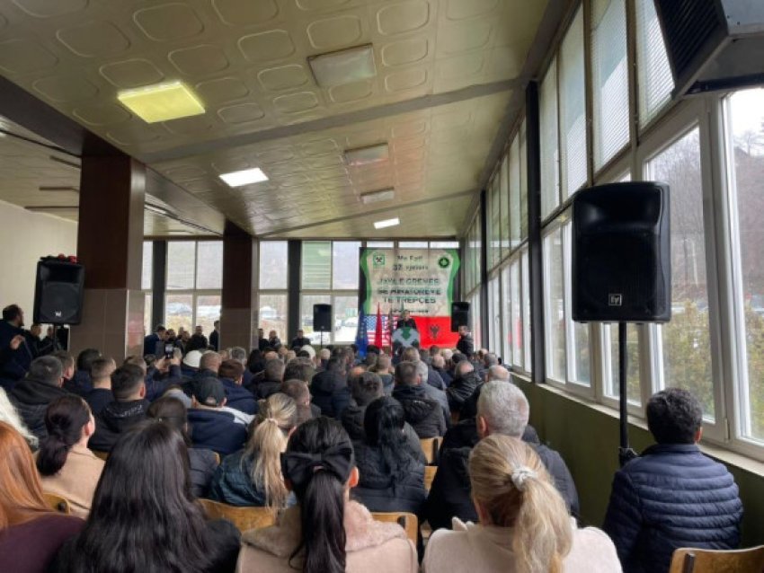 Kurti kujton 37-vjetorin e grevës së minatorëve të Trepçës me thirrjen “Kosova Republikë”.