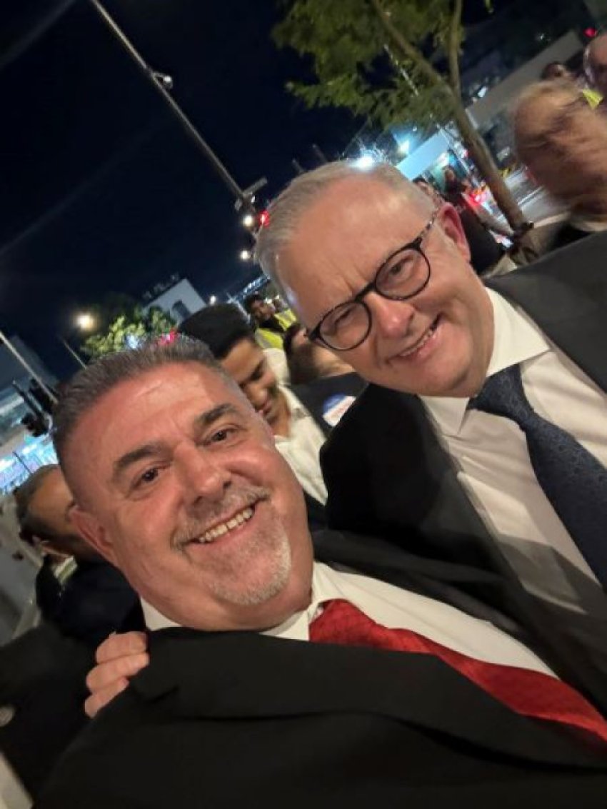 Kryeministri australian Albanese dhe kryebashkiaku Mehmeti bashkohen në iftar në Melbourne