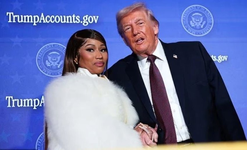 Nicki Minaj tregon Biblinë e firmosur nga Donald Trump si dhuratën më domethënëse