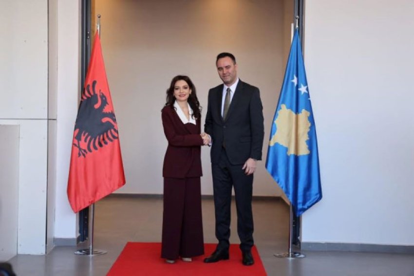 Konjufca: Bashkëpunimi Kosovë-Shqipëri forcon rrugën drejt BE-së