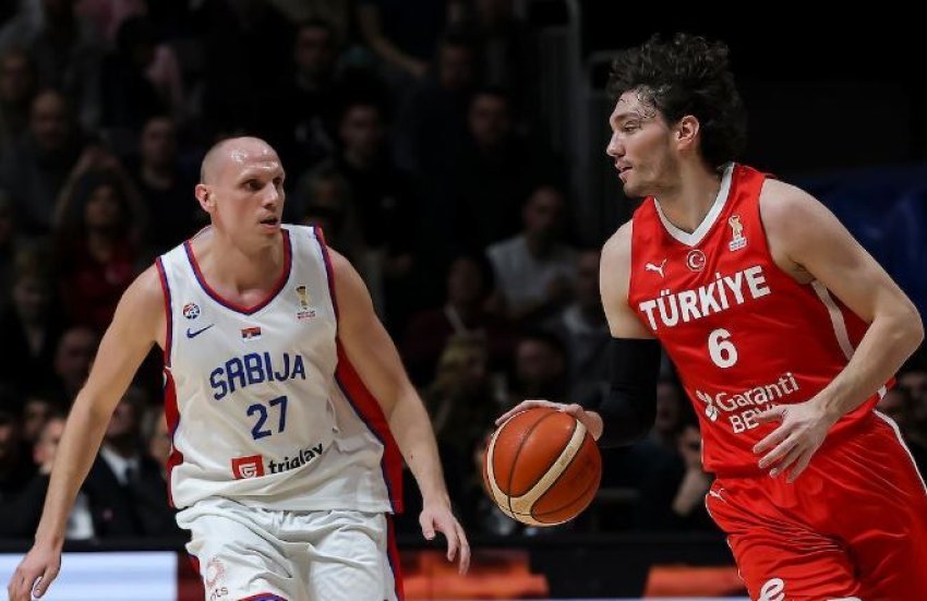 Shqiptarët tronditën Serbinë, Turqia kryeson në kualifikimet për Botërorin