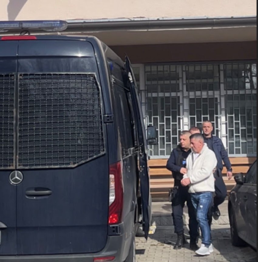 I akuzuari për plagosjen në Vushtrri deklarohet i pafajshëm në seancën fillestare