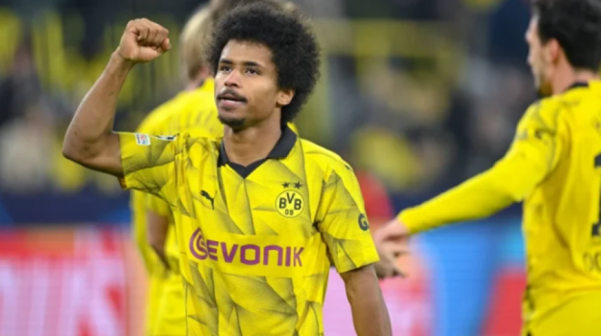 Garë e fortë në Premier League për Karim Adeyemin