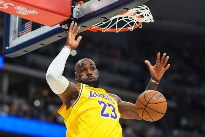 LeBron James thyen rekordin e Kareem Abdul-Jabbar në NBA