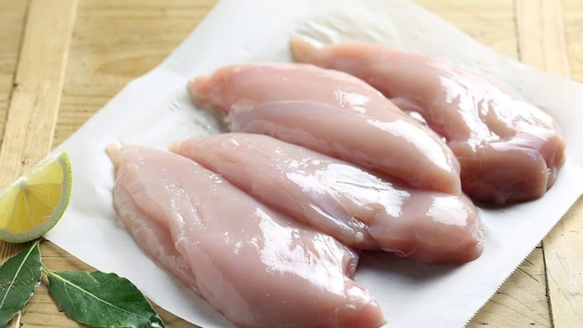 AKU bllokon 738 kg mish pule dhe 329 kg djathë për shkelje higjeno-sanitare