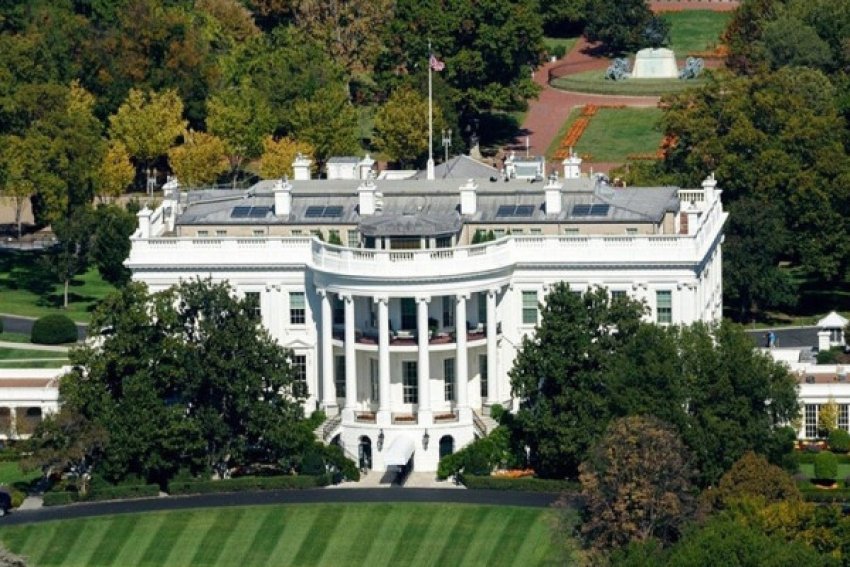 SHBA miraton leje 30-ditore për blerjen e naftës ruse të ngarkuar në anije në det.