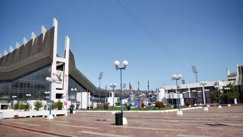 Nga 1 prilli rriten qiratë për bizneset në Pallatin e Rinisë