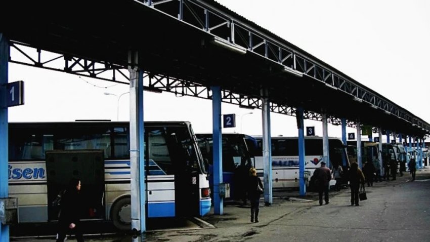 Rritje çmimesh në transportin ndërurban për shkak të naftës
