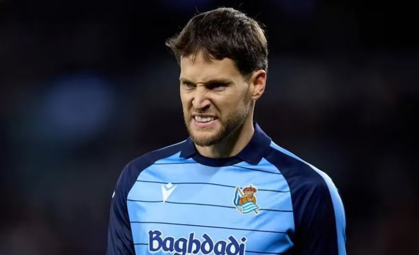 Barcelona synon transferimin e portierit Alex Remiro si zëvendësues të Joan Garcia