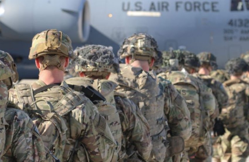 SHBA-ja planifikon dërgimin e 3,000 ushtarëve në Lindjen e Mesme për tensionet me Iranin