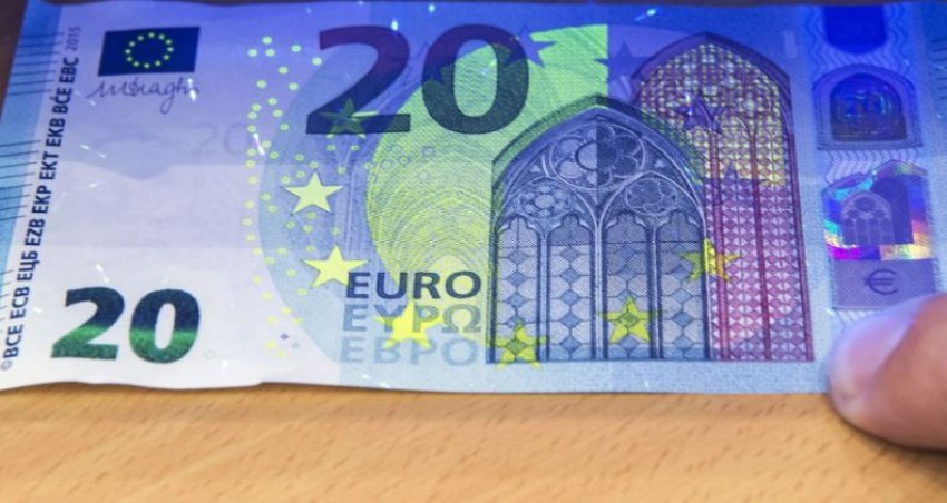 Zbulohet fabrikë eurosh të falsifikuara në kufirin Bullgari-Rumani, arrestohen 5 persona