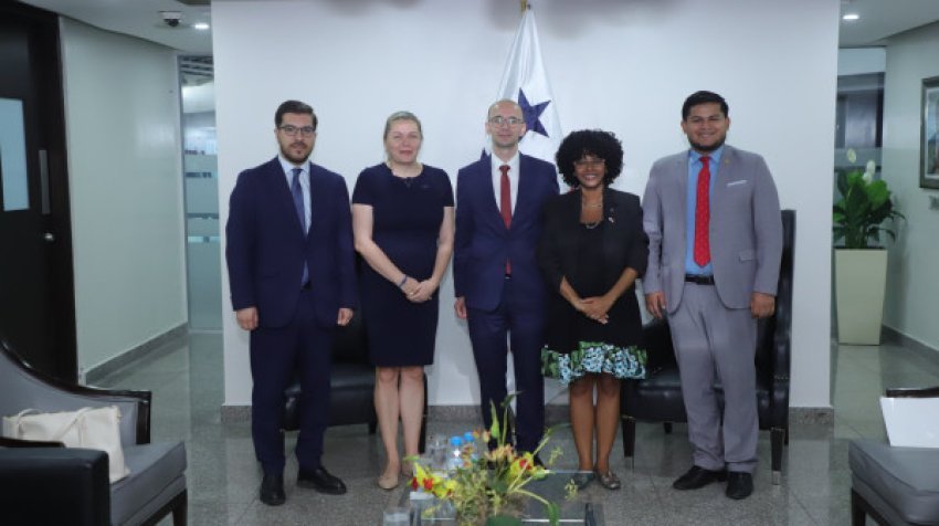 Ahmeti forcon bashkëpunimin Kosovë-Panama në kulturë, ekonomi dhe parlament