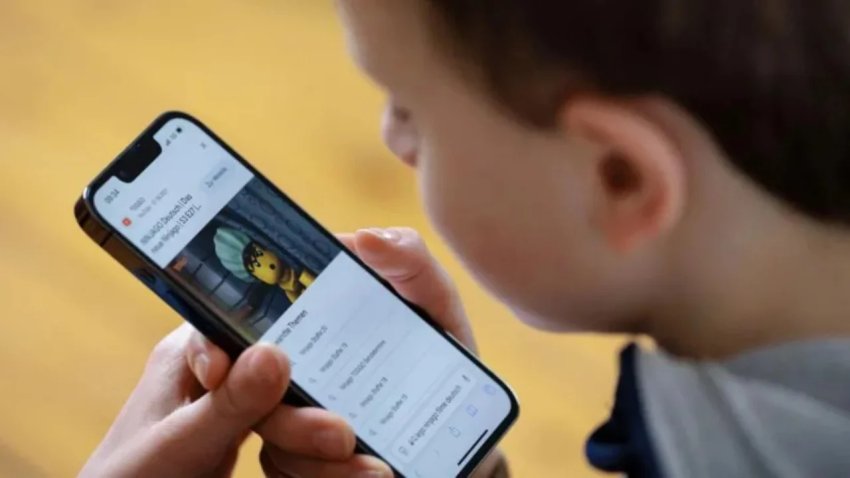 Austria do të hartojë projektligjin për ndalimin e rrjeteve sociale për fëmijët nën 14 vjeç deri në fund të qershorit.