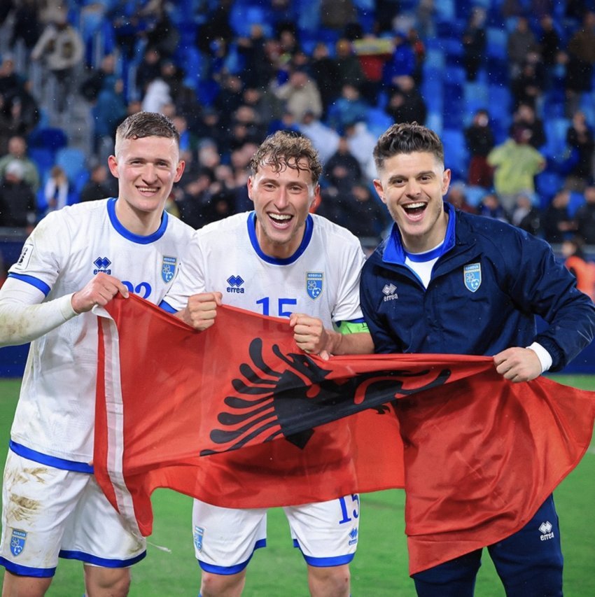 Kosova do të luajë me fanellat tradicionale të kaltërta, ndërsa Turqia me fanellën e bardhë si mysafire.