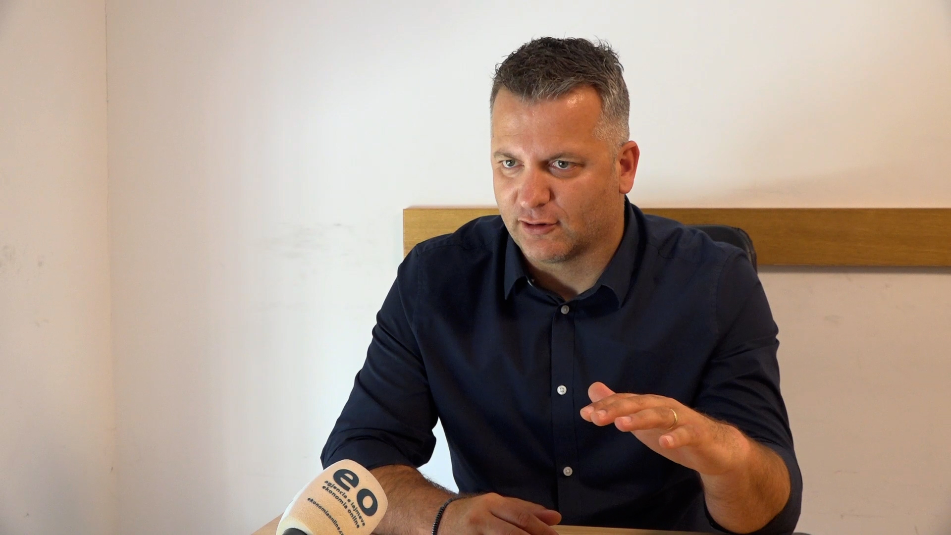 Muhaxheri i bën thirrje opozitës të mos takojë Kurtin për të shmangur manipulimet