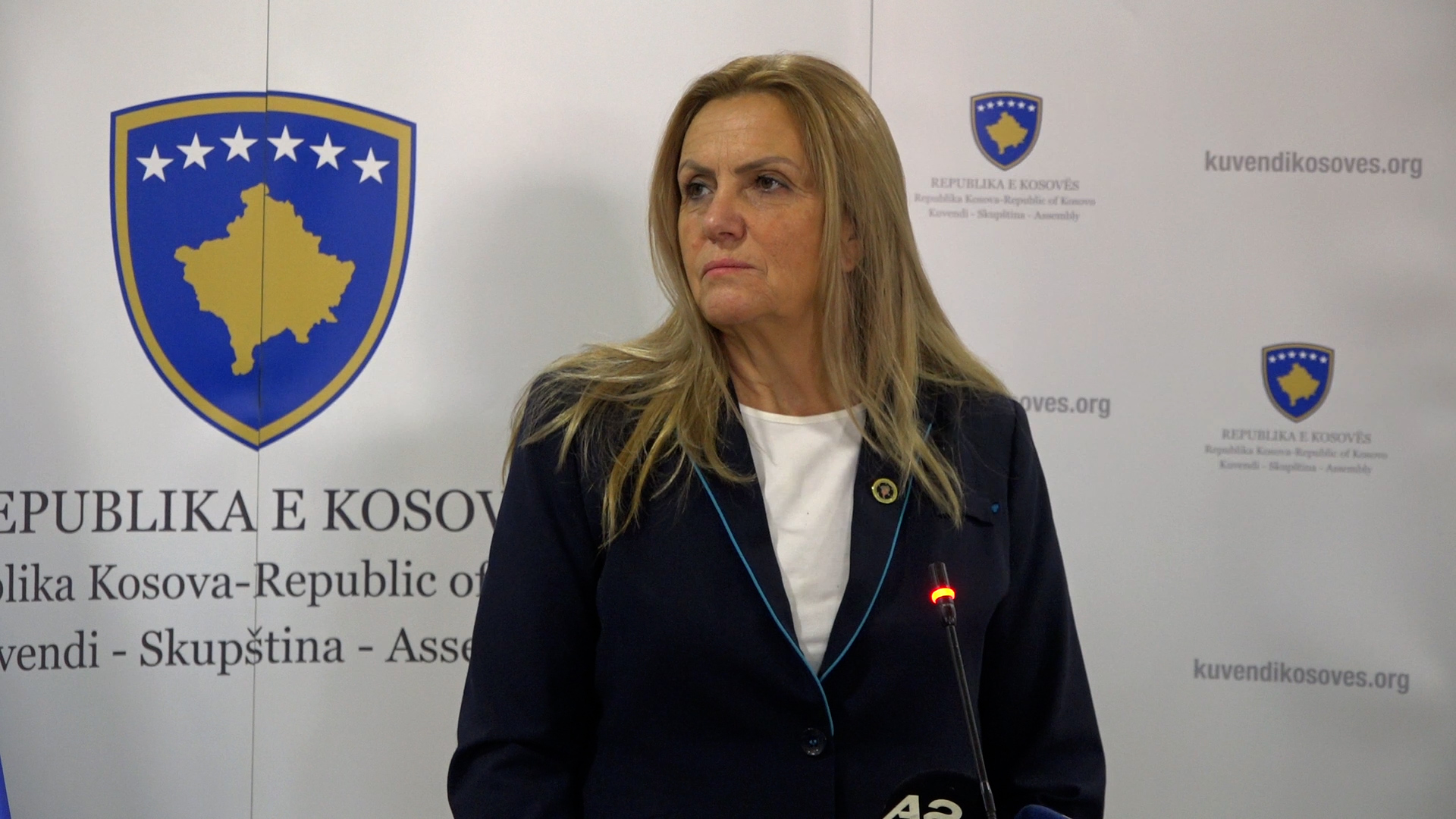 Kritikë ndaj Kurtit për legjitimizimin e strukturave paralele në veri