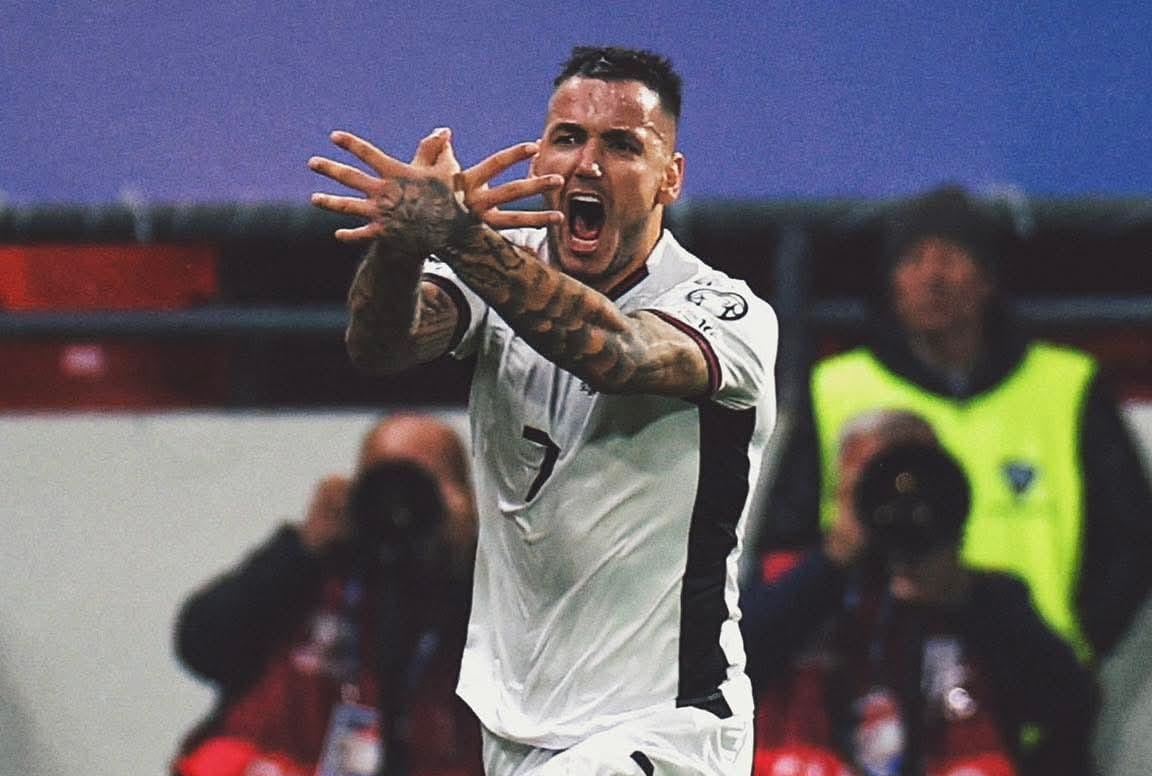 Rey Manaj i jep mbështetje Kosovës para finales me Turqinë për Botërorin