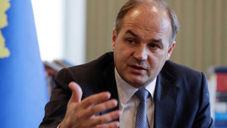 Hoxhaj paralajmëron fazë të rrezikshme në dialogun Kosovë-Serbi dhe mungesë transparence nga Qeveria