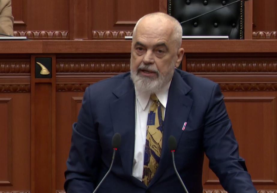 Grupi Parlamentar i PS diskuton kërkesën për kufizimin e lirisë së Belinda Ballukut