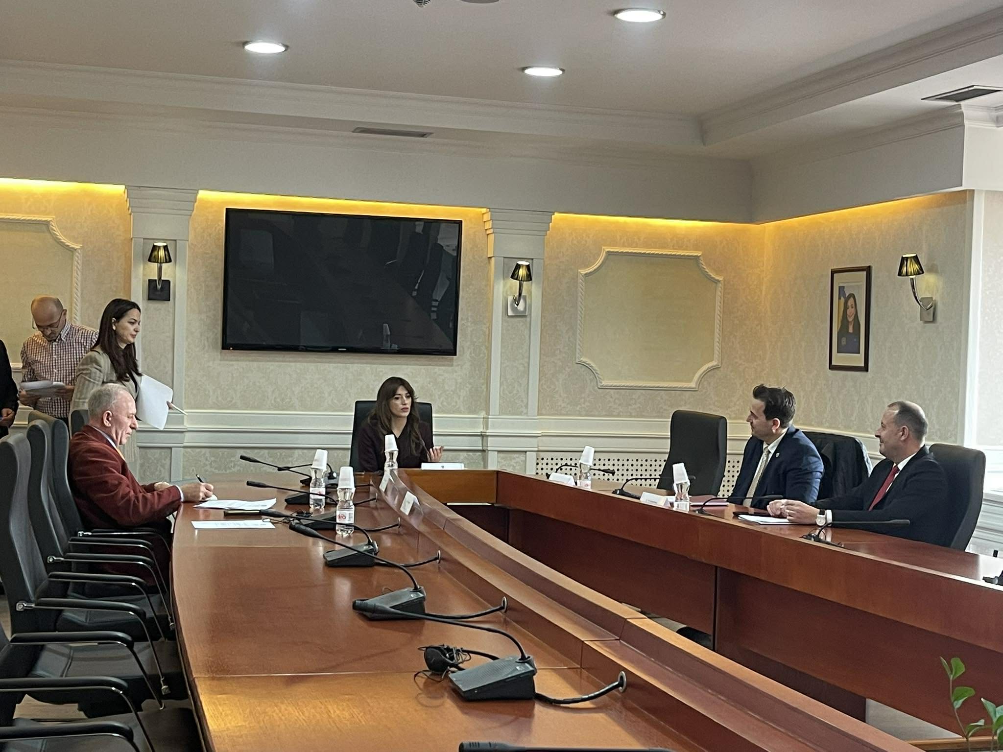 Nis mbledhja për zgjedhjen e anëtarit joprokuror në Këshillin Prokurorial të Kosovës