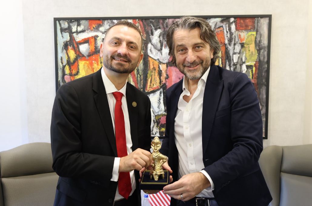 Rama dhe Mulliqi diskutojnë për rolin e diasporës dhe zhvillimin e Prishtinës