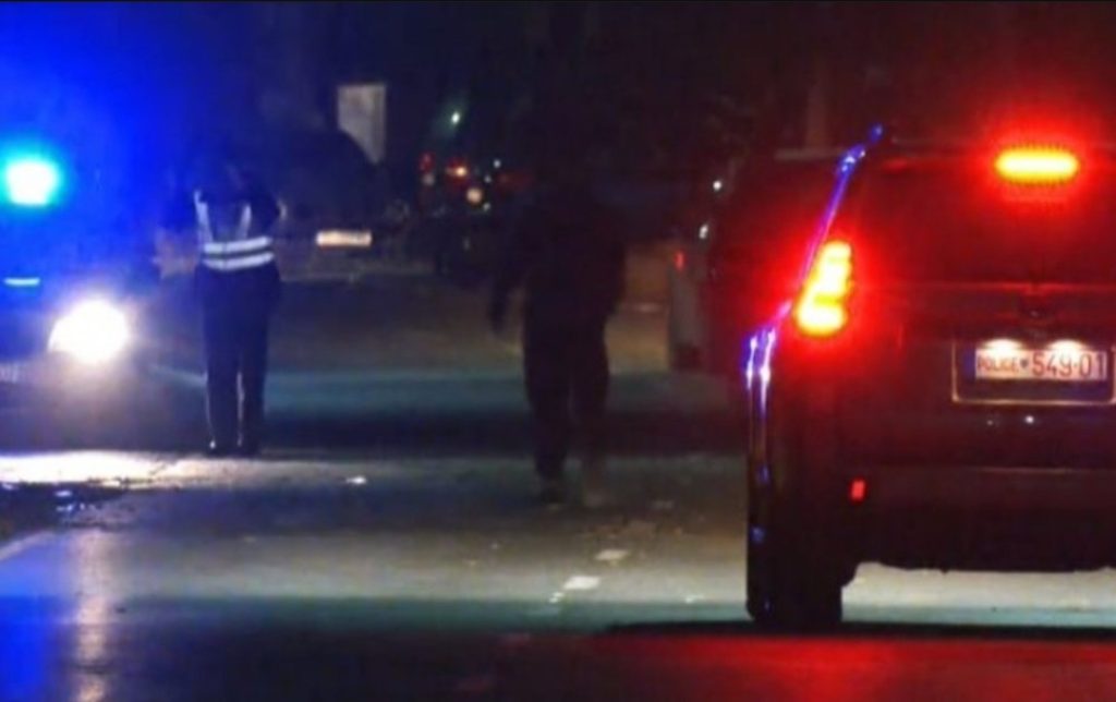 Tragjedi familjare në Istog – gruaja e policit ndërron jetë pas plagosjes me armën zyrtare