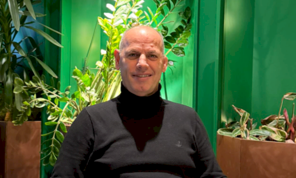 Lladrovci kritikon politikanët dhe kërkon përgjegjësi për situatën politike në Kosovë