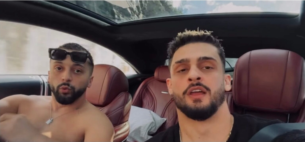 Gjesti dhe DJ Gimbo janë rikthyer së bashku dhe kanë publikuar një video me dedikimin prekës “Më ke munguar babë”.