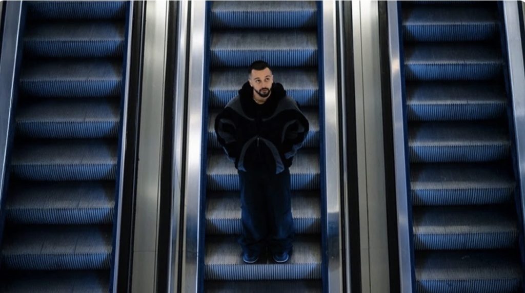 Gjestit i është caktuar masa e paraburgimit prej një muaji nga Gjykata Themelore në Prishtinë.