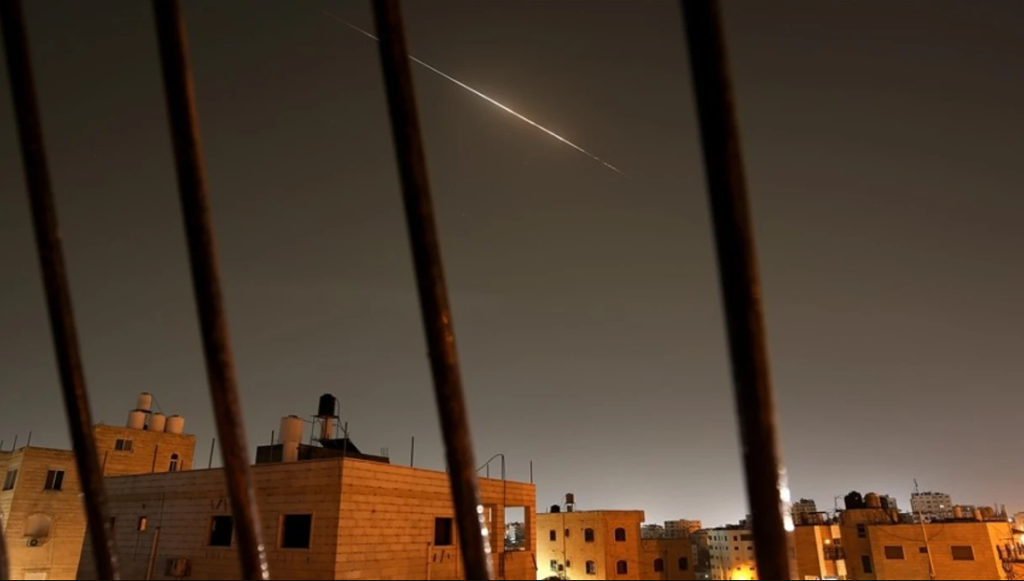 Irani sulmon Dimonën, qytetin izraelit me objekt bërthamor