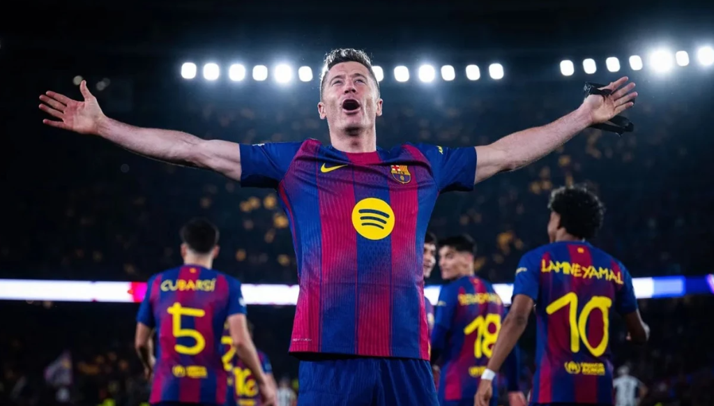 Barcelona do t’i propozojë Robert Lewandowskit një kontratë të re njëvjeçare me ulje page.